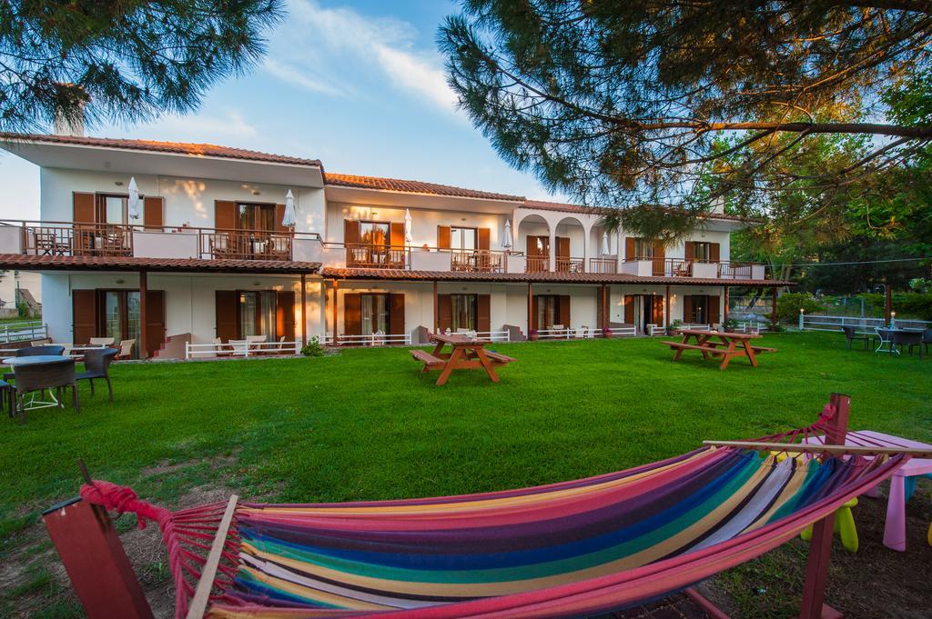 Maria Village Vourvourou Exterior photo